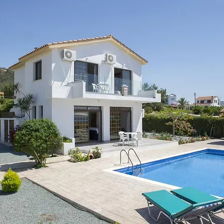 Savvas Villa *