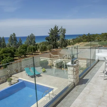 Villa Savvas *