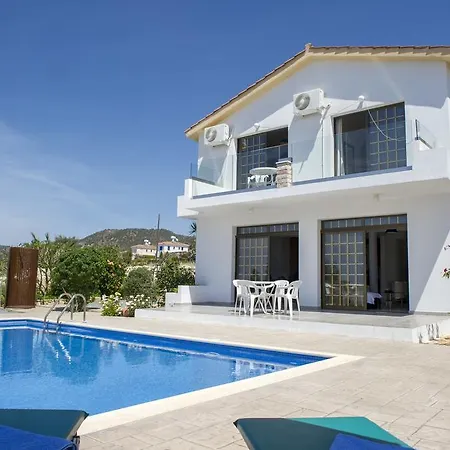 Villa Savvas *